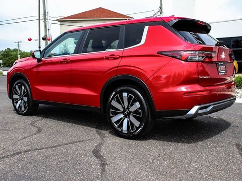 New 2025 Mitsubishi Outlander SE AWD/4WD image 4