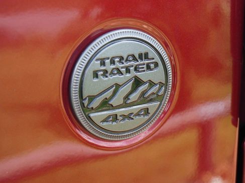Used 2022 Jeep Wrangler Sport AWD/4WD image 12