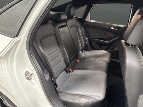 Used 2025 Volkswagen Jetta GLI Autobahn image 30