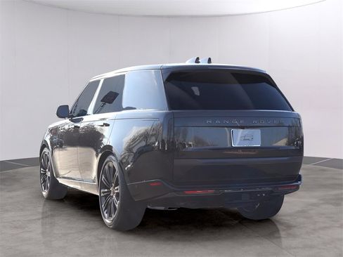 New 2026 Land Rover Range Rover SE image 7
