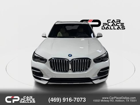 Used 2022 BMW X5 xDrive45e w/ Climate Comfort Package AWD/4WD image 3