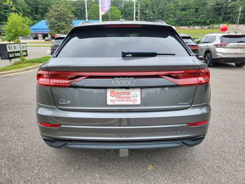 Used 2021 Audi Q8 Premium w/ Black Optic Package AWD/4WD image 6