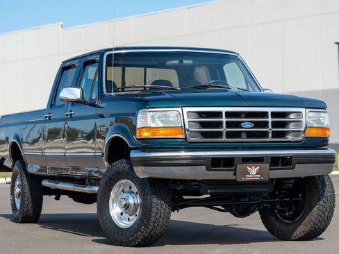 Used 1997 Ford F350 XLT image 2