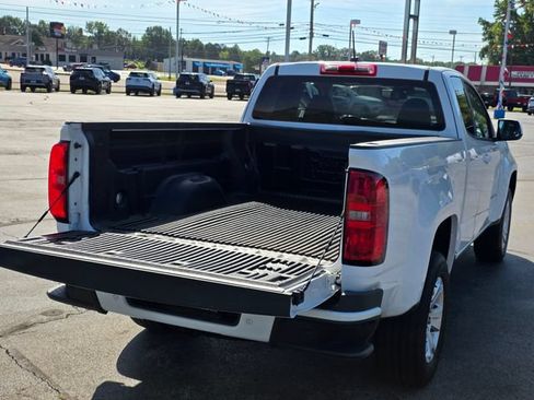 Used 2022 Chevrolet Colorado LT w/ Fleet Safety Package RWD image 12