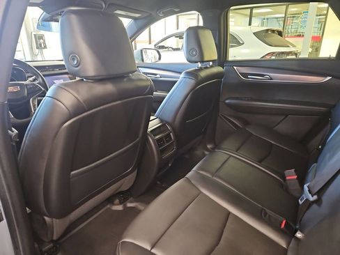 Used 2023 Cadillac XT5 Luxury image 19