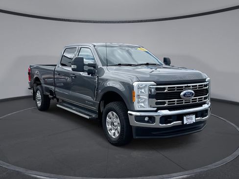 Used 2023 Ford F350 XLT w/ 360-Degree Camera Package AWD/4WD image 1