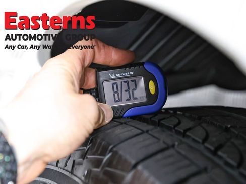 Used 2019 Nissan Frontier SV image 27