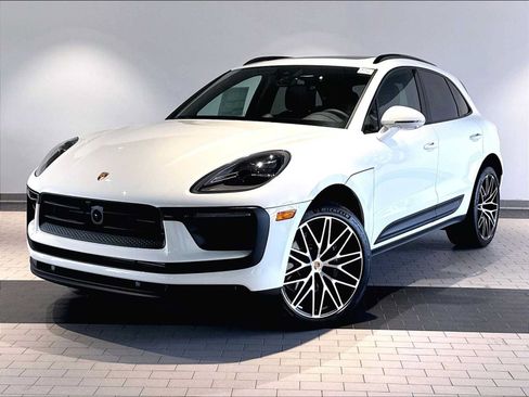New 2026 Porsche Macan AWD/4WD image 1