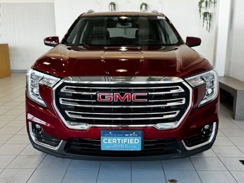 Used 2023 GMC Terrain SLT image 36