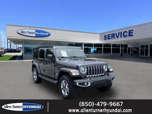 Used 2022 Jeep Wrangler Unlimited Sahara AWD/4WD image 1