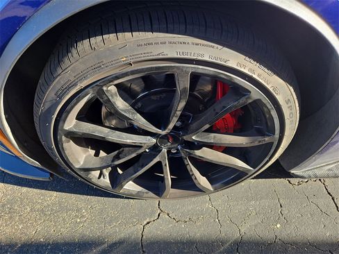 Used 2017 Chevrolet Corvette Grand Sport w/ Grand Sport Heritage Package image 7