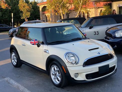 Used 2011 MINI Cooper S image 5