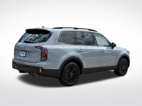 Used 2024 Kia Telluride SX Prestige X-Pro AWD/4WD image 3