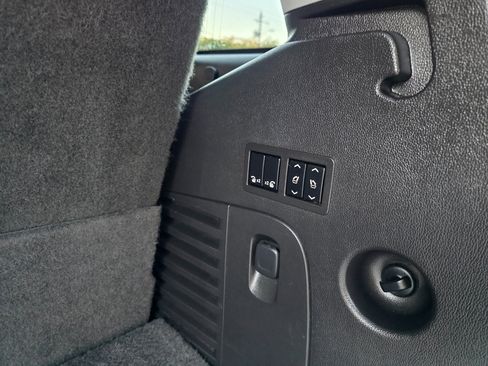 Used 2015 Chevrolet Tahoe LTZ image 15