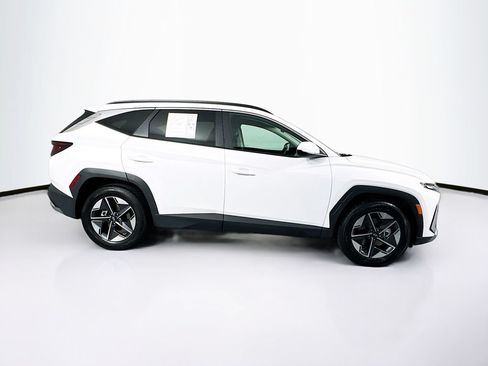 Used 2025 Hyundai Tucson SEL FWD image 11