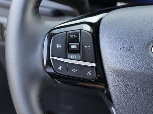 Used 2025 Ford Escape Active w/ Cold Weather Package AWD/4WD image 29