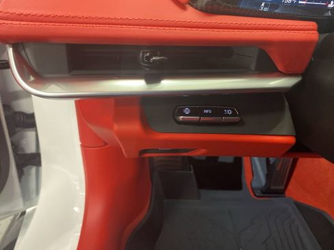 New 2025 Chevrolet Corvette Z06 image 21