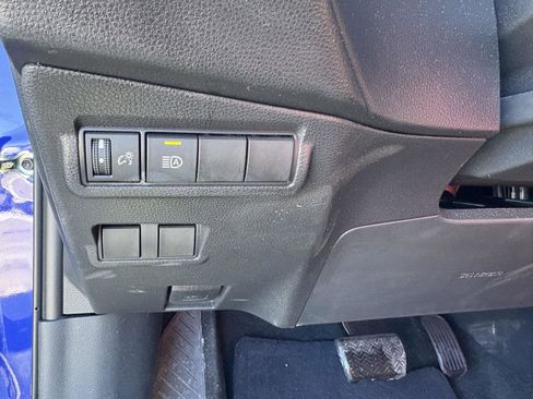 Used 2023 Toyota Corolla Cross LE image 13