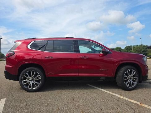 New 2026 GMC Acadia Denali Ultimate AWD/4WD image 18