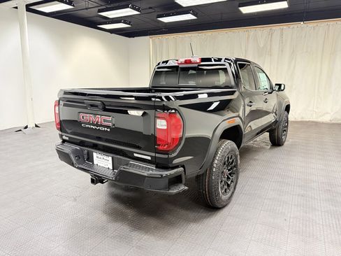 New 2026 GMC Canyon Elevation image 6