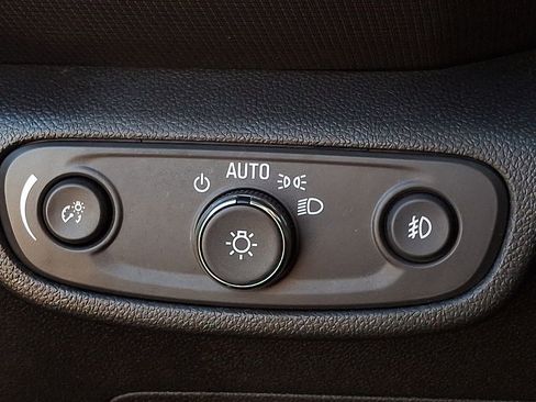 Used 2023 Chevrolet TrailBlazer RS w/ Convenience Package image 25