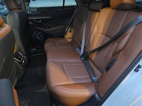 Used 2024 Subaru Outback Touring image 33