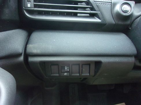 Used 2022 Subaru Outback Premium AWD/4WD image 19