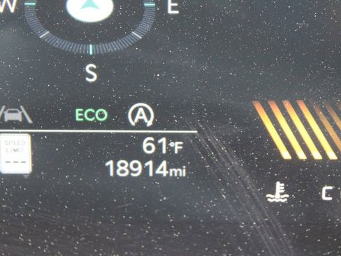 Certified 2025 Kia Sorento S w/ Panoramic Sunroof Package image 30