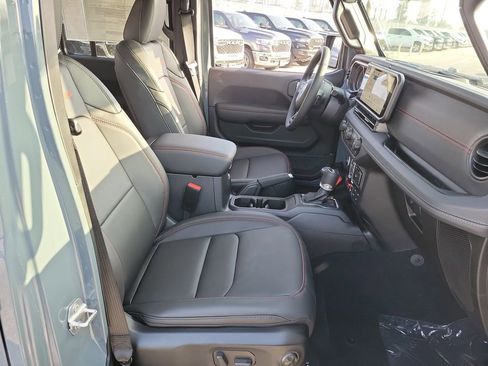 New 2026 Jeep Wrangler Unlimited Rubicon image 15