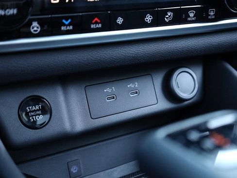 New 2026 Nissan Rogue Platinum w/ Platinum Premium Package image 17