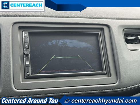 Used 2018 Honda HR-V LX image 26