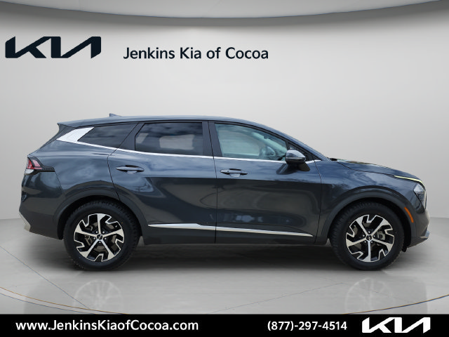 Certified 2023 Kia Sportage EX FWD image 3