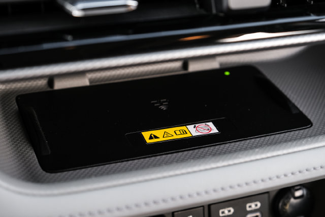 Used 2023 Toyota Highlander Platinum FWD image 32
