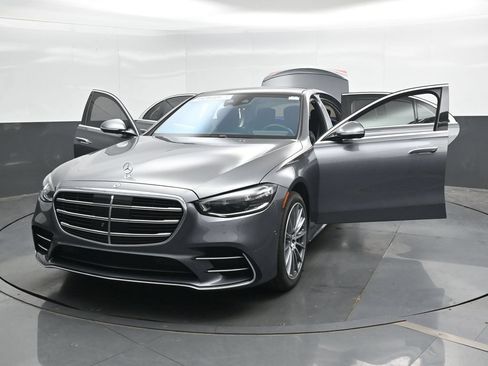 Used 2023 Mercedes-Benz S 580 4MATIC Sedan image 48