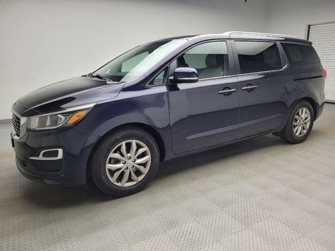Used 2019 Kia Sedona EX FWD image 2