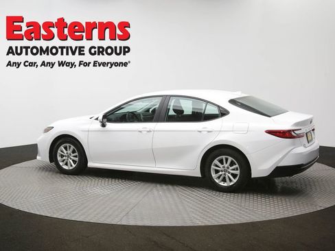 Used 2025 Toyota Camry LE FWD image 62