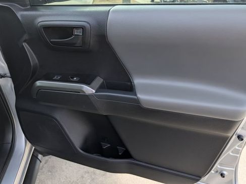 Used 2023 Toyota Tacoma SR5 RWD image 32