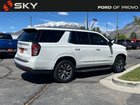 Used 2021 Chevrolet Tahoe LT w/ LT Signature Package AWD/4WD image 8
