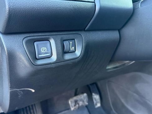 Used 2022 GMC Acadia SLT w/ Trailering Package image 20