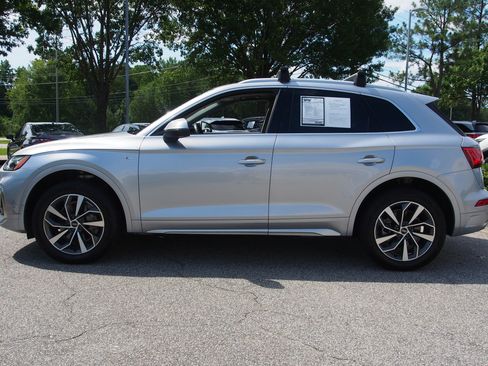 Used 2023 Audi Q5 2.0T Premium w/ Convenience Package AWD/4WD image 5
