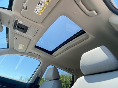Used 2025 Honda CR-V EX-L image 22