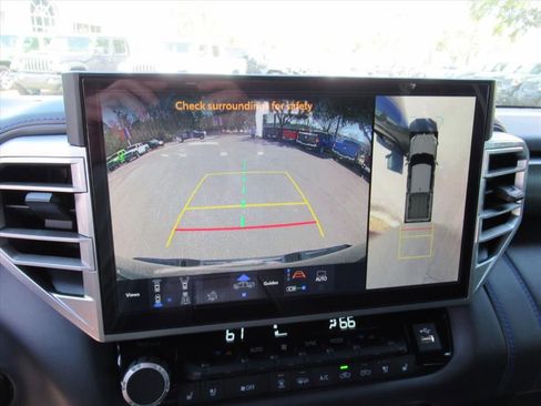 Used 2025 Toyota Tundra Platinum image 29