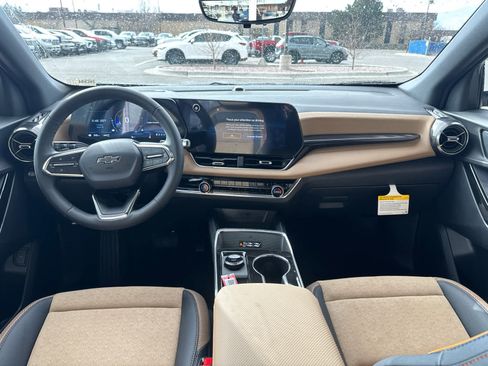 New 2026 Chevrolet Equinox ACTIV w/ Convenience Package III image 36