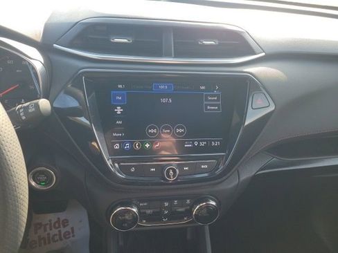 Used 2023 Chevrolet TrailBlazer RS w/ Convenience Package FWD image 32