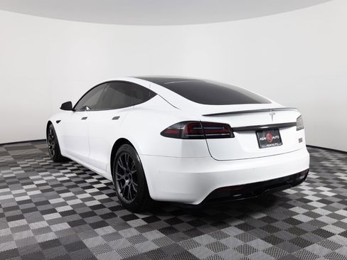 Used 2022 Tesla Model S Plaid image 5