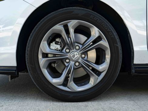 Used 2025 Honda Accord EX-L image 14