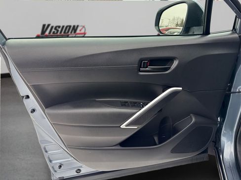 Used 2023 Toyota Corolla Cross LE w/ Moonroof Package image 23