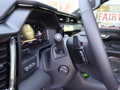 New 2025 GMC Sierra 1500 AT4X image 15