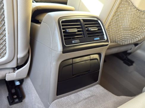 Used 2009 Audi A4 2.0T Premium Plus image 25