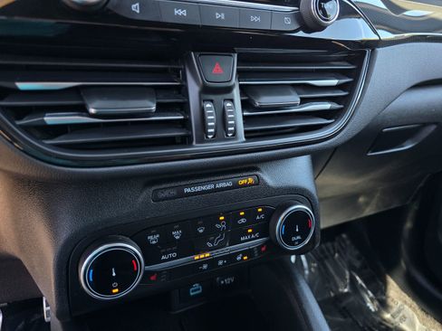 Used 2023 Ford Escape ST-Line Select image 36